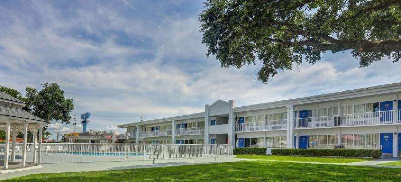 北卡罗来纳杰克森维尔6号汽车旅馆(Motel 6 Jacksonville, NC)图片