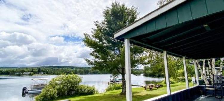 兰奇利镇与湖酒店(Rangeley Town & Lake)图片