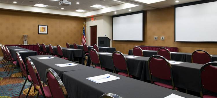 智选假日套房酒店匹兹堡(Holiday Inn Express & Suites Pittsburgh West - Green Tree)图片