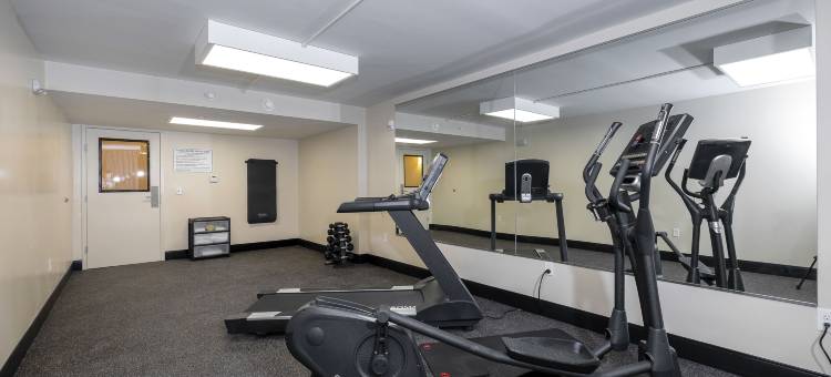 塔斯卡卢萨大学红顶PLUS酒店(Red Roof Plus+ Tuscaloosa - University)图片