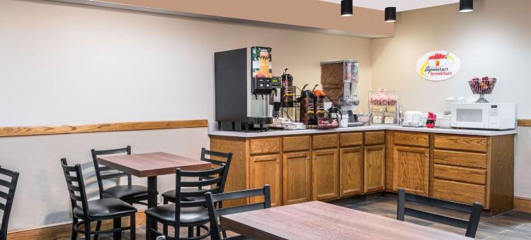 加德纳温德姆速8酒店(Super 8 by Wyndham Gardner)图片