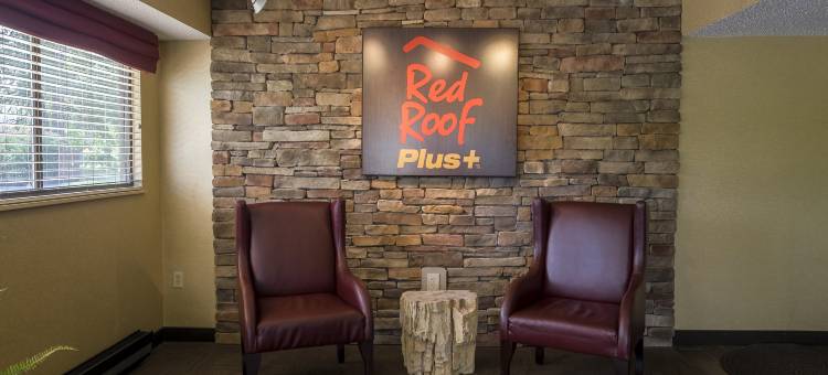 威尔明顿-纽华克红顶PLUS+酒店(Red Roof Plus+ Wilmington - Newark)图片