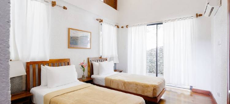 斯特兰德长滩岛度假村(The Strand Boutique Resort)图片