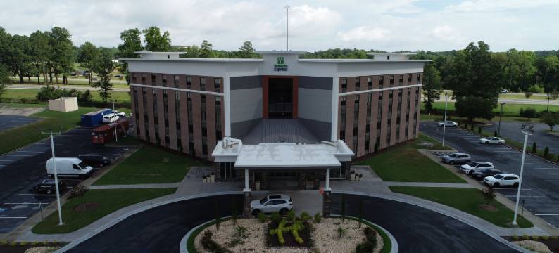 落基山城–体育中心洲际智选假日酒店(Holiday Inn Express ROCKY MOUNT – SPORTS CENTER by IHG)图片