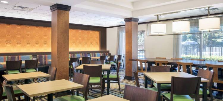 莱克兰普兰特城万枫酒店及套房(Fairfield Inn & Suites Lakeland Plant City)图片