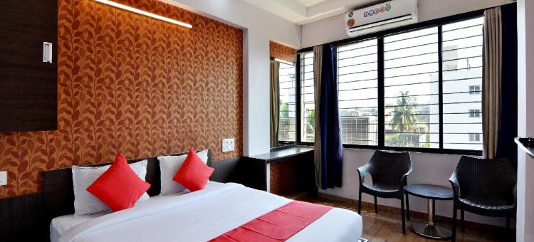 OYO 22643 Hotel Majestic Deluxe Lodging图片