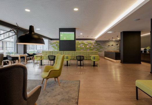 Neat Hotel Avenida Hotel Overview