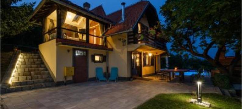 Beautiful Home in Bedenica with Sauna图片