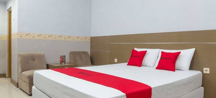 庞岸达兰提姆尔潘泰红多兹酒店(RedDoorz Near Goa Panggung)图片