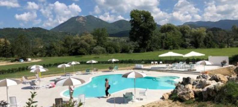 乐红木(Le Sequoie)图片