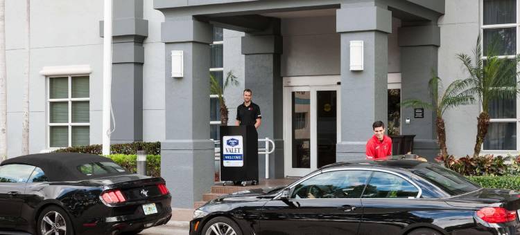 佛罗里达劳德代尔堡/欧莱斯区市中心欢朋酒店(Hampton Inn Ft. Lauderdale/Downtown Las Olas Area)图片