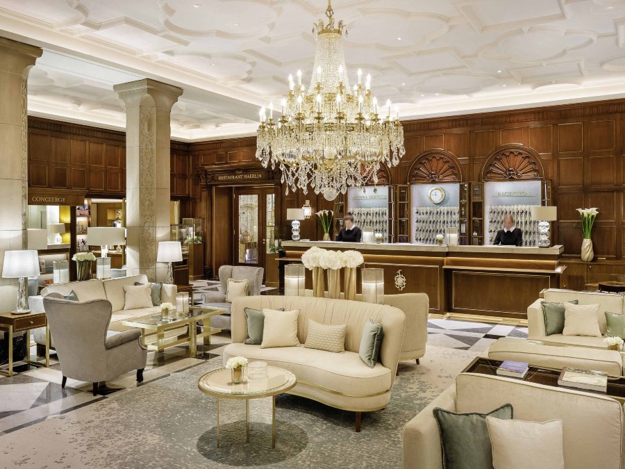 Fairmont Hotel Vier Jahreszeiten Hotel Overview