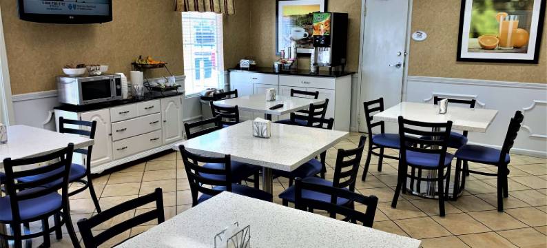 伊顿呗盟套房酒店(Baymont by Wyndham Eden)图片