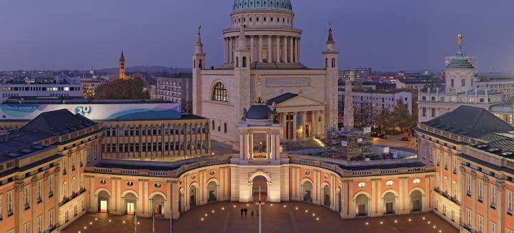 波茨坦智选假日酒店及套房(Holiday Inn Express & Suites Potsdam)图片