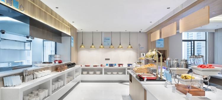 南昌智选假日酒店(青山湖风景区八一广场店)图片