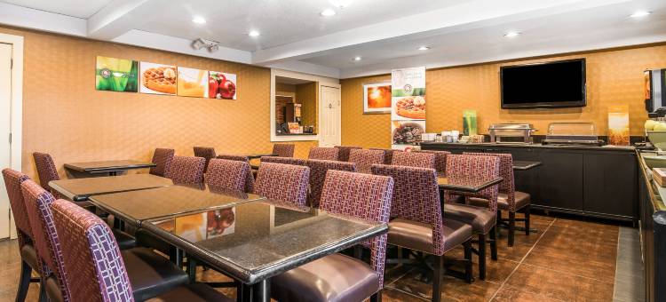 拉特兰品质酒店(Quality Inn)图片