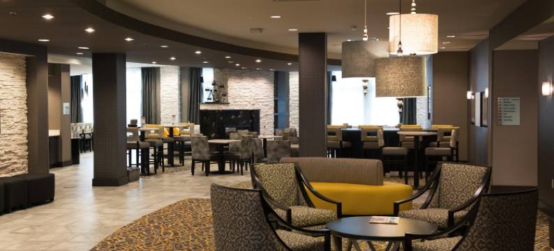 麦迪逊中心智选假日酒店及套房(Holiday Inn Express & Suites MADISON CENTRAL by IHG)图片