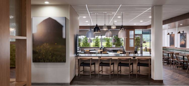 克利夫兰蒂德曼路万枫套房酒店(Fairfield Inn & Suites Cleveland Tiedeman Road)图片
