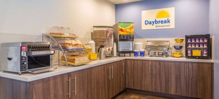 费拉格尔斯塔夫东戴斯套房酒店(Days Inn & Suites by Wyndham East Flagstaff)图片