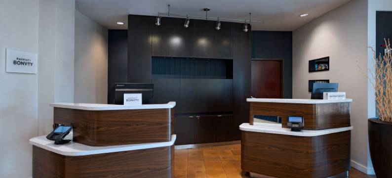 奥斯汀机场万怡酒店(Courtyard Austin Airport)图片