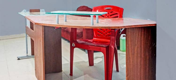 OYO 酒店777号巴鲁加旅馆靠近肯达里萨雷沃音乐工作室(Hotel O Pondok Baruga 777 Near Sarewo Musik Studio Kendari)图片