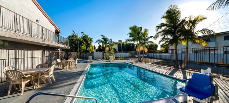 红屋顶酒店洛杉矶-贝尔弗劳尔(Red Roof Inn Los Angeles – Bellflower)图片