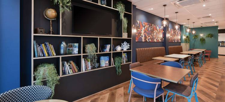 曼彻斯特上溪街旅游旅馆(Travelodge Manchester Upper Brook Street)图片