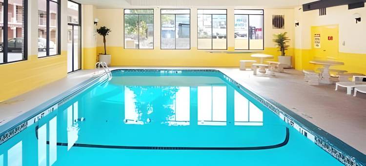 伊克诺旅馆艾肯中心(Econo Lodge)图片