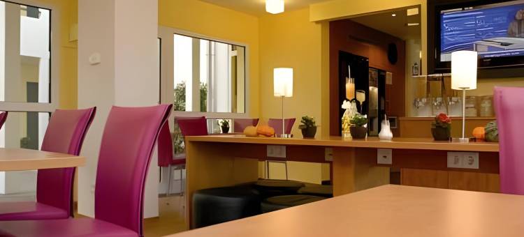 柏林根斯哈根南部B&B酒店(B&B HOTEL Berlin Genshagen-Süd)图片