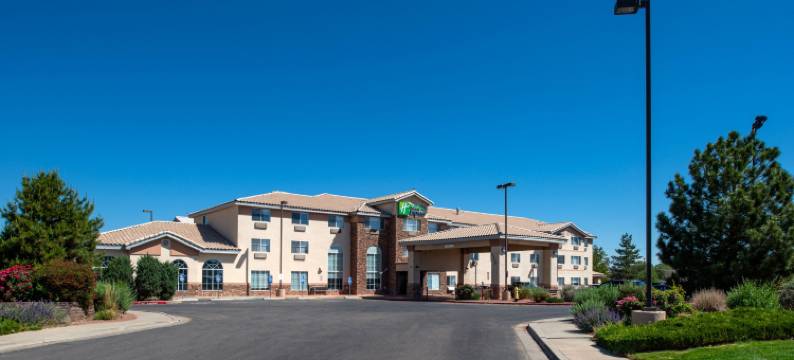 智选假日套房酒店法明顿(布卢姆菲尔德)(Holiday Inn Express & Suites FARMINGTON (BLOOMFIELD) by IHG)图片