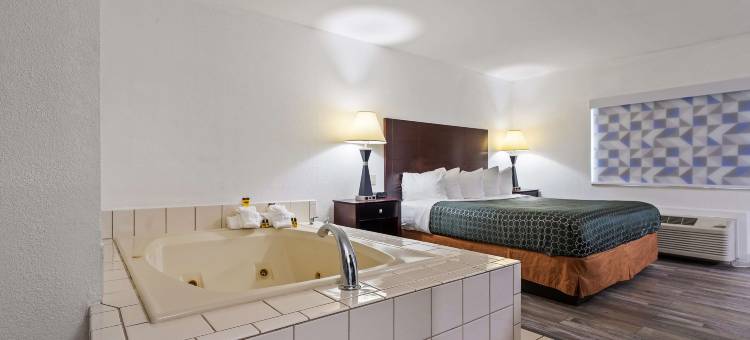 奥克布鲁克贝斯特韦斯特优质酒店(Best Western Plus Oakbrook Inn)图片