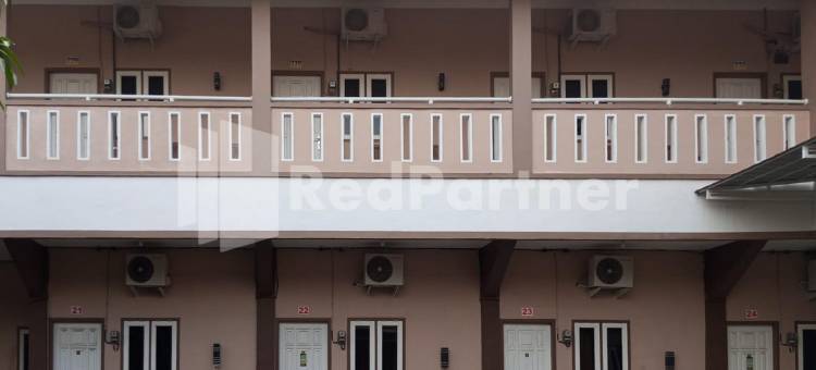 Isa Homestay Kudus Mitra Reddoorz图片