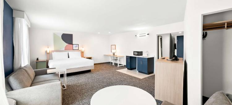 Spark by Hilton Branson Meadows图片