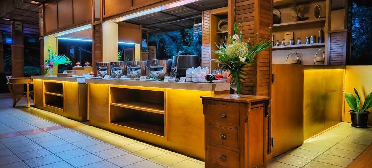 西帕库花园酒店(The Cipaku Garden Hotel)图片