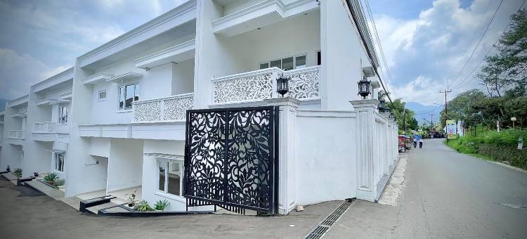 RRR豪华别墅(RRR Luxury Villas)图片