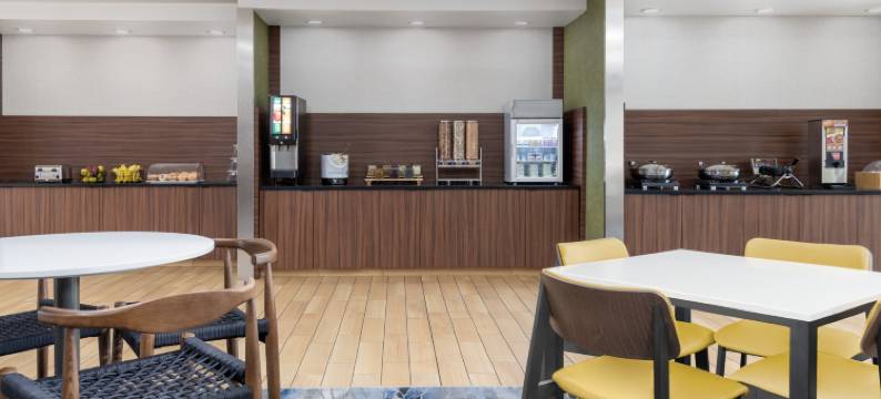 马丁斯堡万枫酒店及套房(Fairfield Inn & Suites Martinsburg)图片