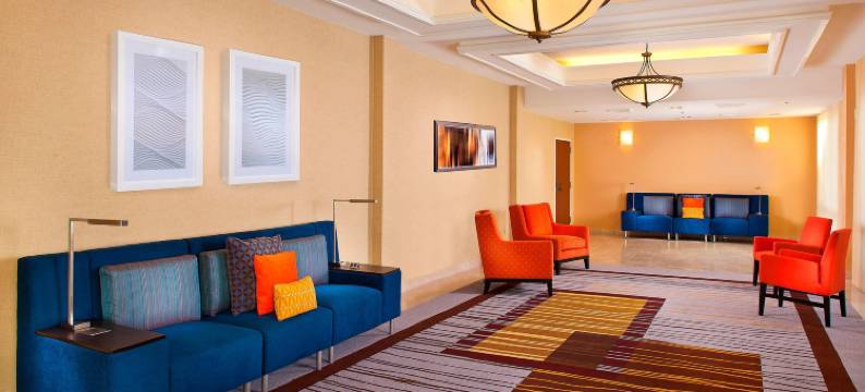 新奥尔良科文顿/曼德维尔万怡酒店(Courtyard New Orleans Covington/Mandeville)图片