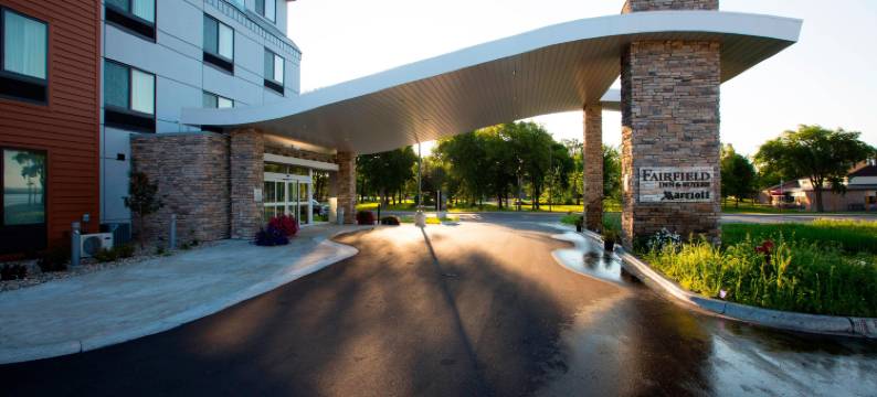 底特律莱克斯万枫酒店及套房(Fairfield Inn & Suites Detroit Lakes)图片