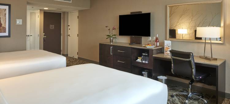 辛辛那提机场希尔顿酒店(Hilton Cincinnati Airport)图片