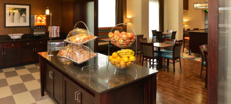 哈姆普顿酒店及套房哈维/新奥尔良西岸(Hampton Inn & Suites Harvey/New Orleans West Bank)图片