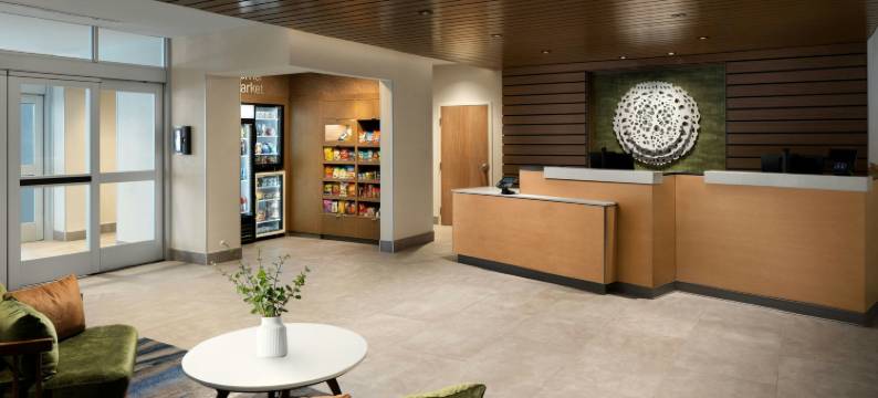 特拉弗斯城万枫酒店及套房(Fairfield Inn & Suites Traverse City)图片