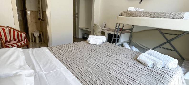 约里酒店(Hotel Joli)图片