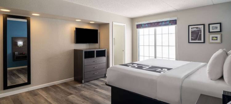 萨克拉门托北拉昆塔温德姆酒店(La Quinta Inn by Wyndham Sacramento North)图片