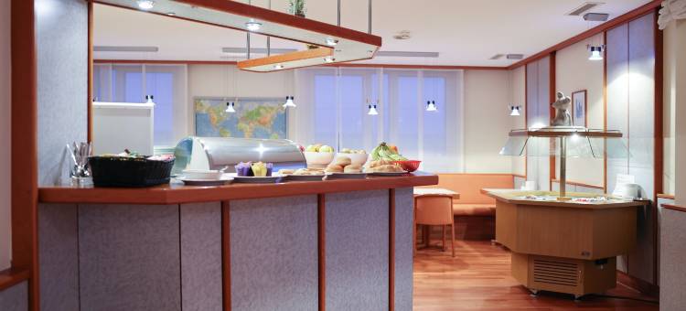 布劳贝瑞尔托酒店(Hotel Blaubeurer Tor)图片