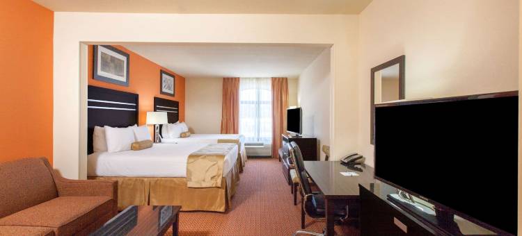 塔尔萨中城拉昆塔温德姆套房酒店(La Quinta Inn & Suites by Wyndham Tulsa Midtown)图片