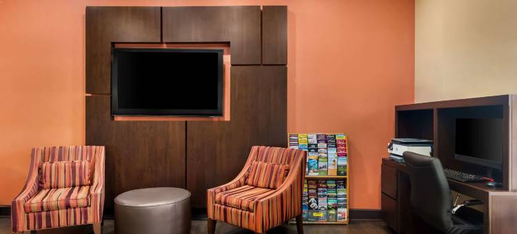 克洛维斯 - 弗雷斯诺舒适套房(Comfort Suites Clovis - Fresno)图片