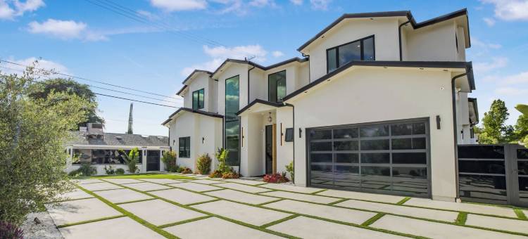 卡利法别墅 - 度假村风格生活，带私人泳池、水疗和剧院(Villa Califa - Resort-style Living w/ Private Pool, Spa & Theater)图片