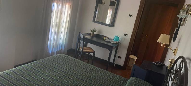 博撒格里尔拉酒店(Albergo la Bersagliera)图片