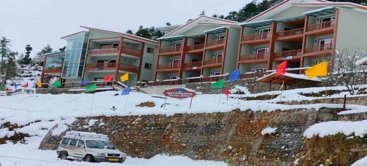 萨托潘奥利度假村(Satopanth the Auli Resort)图片