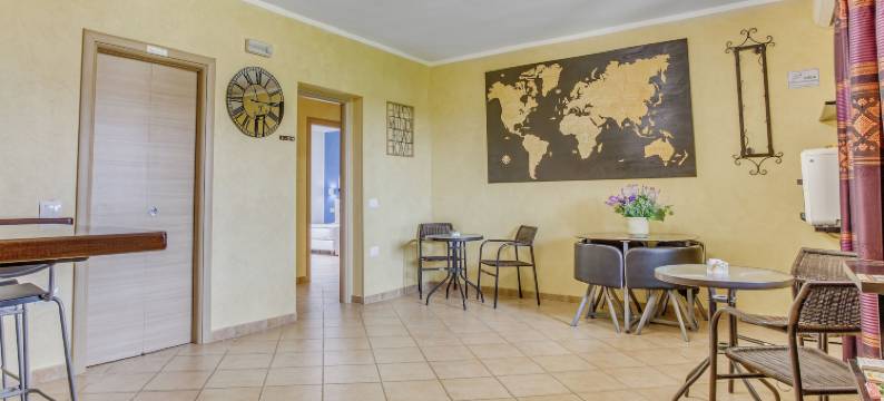 梅莫阿菲塔卡梅尔酒店(Memo's Affittacamere)图片